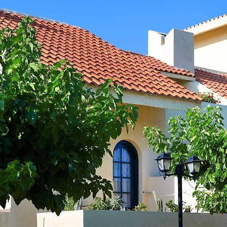 Aroma Creta Hotel 3*